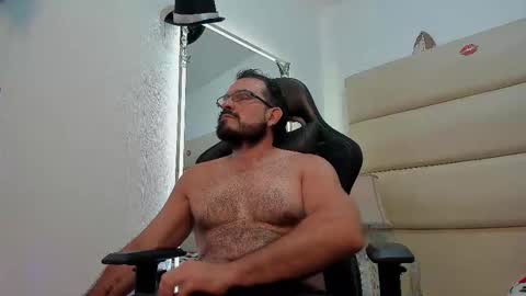 sebastian   muscleman  daddy   the better  latin  lover   online show from 11, 11, 2025