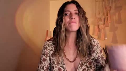 Venus online show from 30, 10, 2025