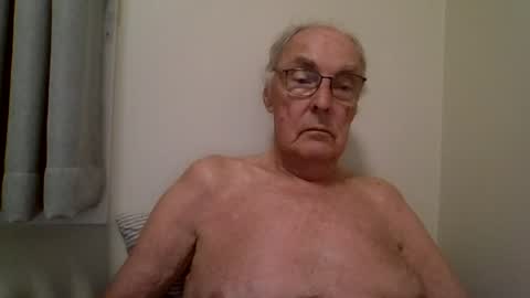 Snapshot of scandxx chatting on 18, 7, 2026 Scand online show from 18, 7, 2026