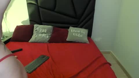 scarbadgirl_ online show from 18, 10, 2025