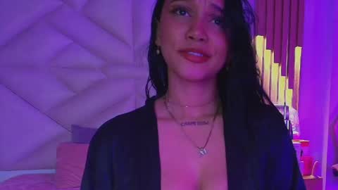 Snapshot of scarleett_ebony chatting on 24, 4, 2026 scarleett_ebony online show from 24, 4, 2026