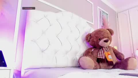 Snapshot of scarlet__hill chatting on 5, 12, 2024 scarlet hill online show from 5, 12, 2024