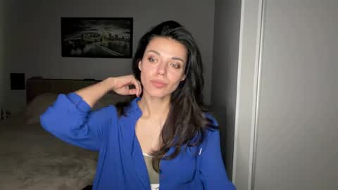 Snapshot of scarlet_daisy_ chatting on 26, 5, 2026 Sophie online show from 26, 5, 2026