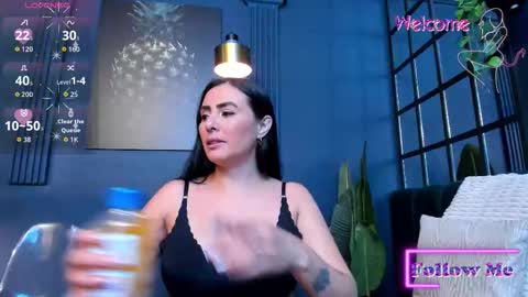 Scarlet Edwars online show from 27, 2, 2026