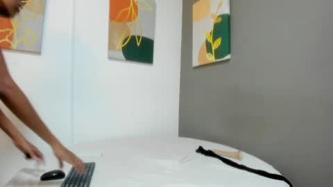 Snapshot of scarlet_glow chatting on 28, 5, 2026 Scarlete online show from 28, 5, 2026