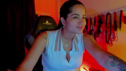 scarlet taylor kennedy online show from 5, 12, 2025