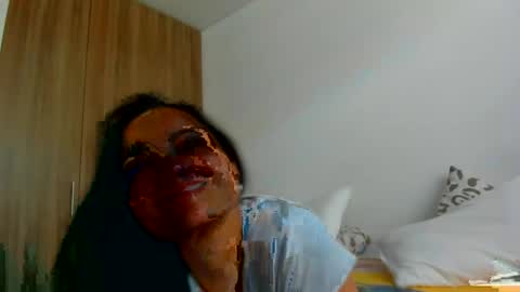 scarlet taylor kennedy online show from 2, 4, 2026