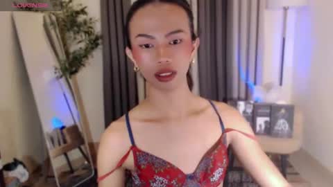 Snapshot of scarlet_kisses chatting on 18, 6, 2026 Scarlet online show from 18, 6, 2026