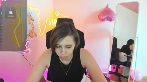 Alexandra online show from 2, 2, 2026