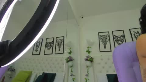 Snapshot of scarlet_stan22 chatting on 14, 2, 2025 Isa online show from 14, 2, 2025