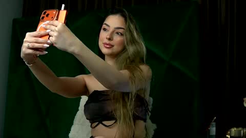 Scarlet online show from 5, 3, 2026