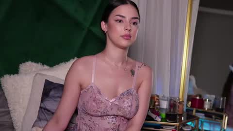 scarletcolesx online show from 2, 7, 2026