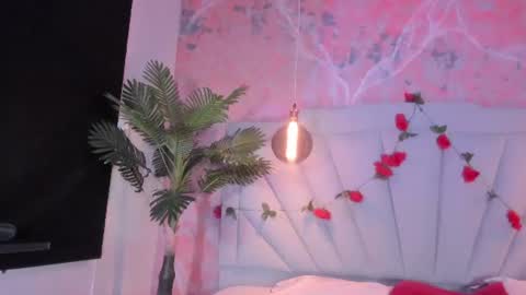 Scarlet Dayana online show from 1, 7, 2026