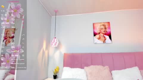 Scarlet  online show from 4, 2, 2025