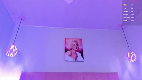 Scarlet  online show from 26, 9, 2025