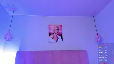 Scarlet  online show from 30, 9, 2025