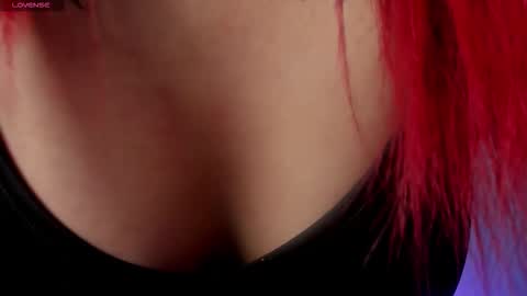 Scarlet  online show from 11, 11, 2025