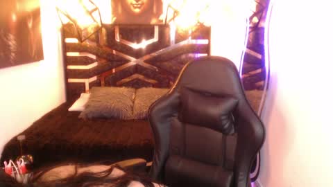 Snapshot of scarleth_bluee chatting on 6, 5, 2026 Scarleth online show from 6, 5, 2026
