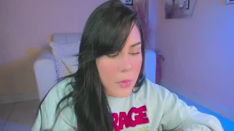 Scarleth... but not Scarleth Johansson. online show from 16, 4, 2026