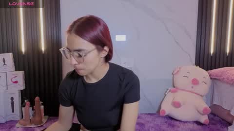 I am  Scarleth  Check mi profile online show from 6, 11, 2025