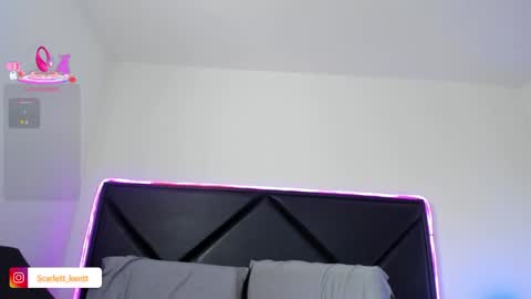 ScarletKent online show from 18, 4, 2026