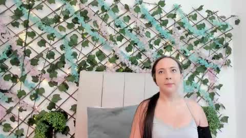 scarlet  online show from 29, 11, 2025