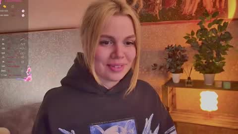 Snapshot of scarletmarney chatting on 14, 5, 2026 scarletmarney online show from 14, 5, 2026