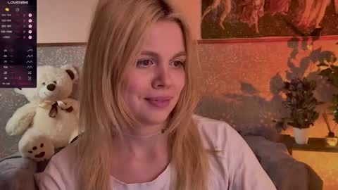 Snapshot of scarletmarney chatting on 24, 5, 2026 scarletmarney online show from 24, 5, 2026
