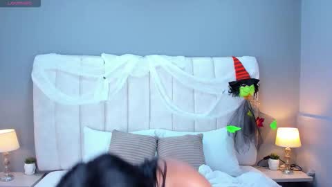 Scarlet online show from 1, 11, 2025