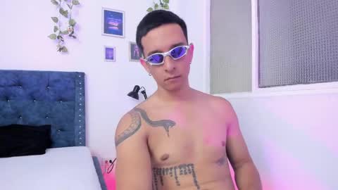 Snapshot of scarlett_777_dante chatting on 1, 6, 2026 Scarlett y Dante online show from 1, 6, 2026