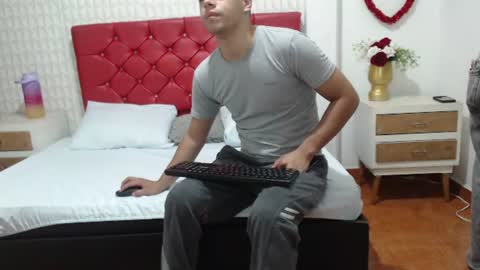 scarlett_and_drake online show from 8, 7, 2026