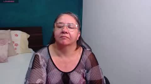 Scarlett  online show from 6, 3, 2026