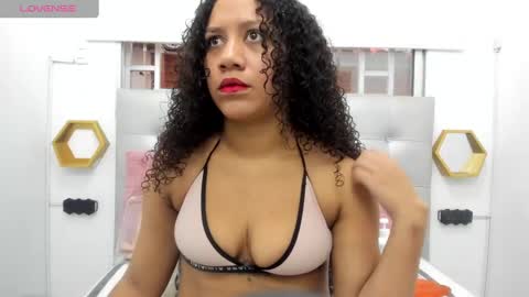scarlett_fox20 online show from 25, 9, 2025