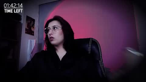 Snapshot of scarlett_sen chatting on 24, 6, 2026 Mistress Scarlett online show from 24, 6, 2026