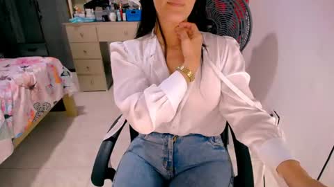 Snapshot of scarlett_sex2 chatting on 29, 6, 2026 scarlet online show from 29, 6, 2026