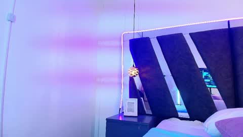  Scarlett  online show from 16, 4, 2026