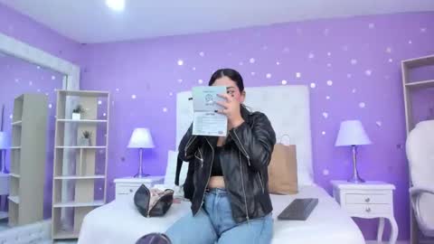 Scarlette  online show from 15, 11, 2025