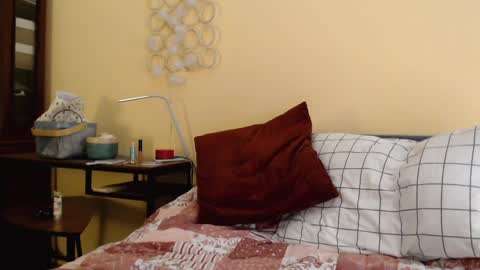 Scarlett online show from 3, 2, 2025