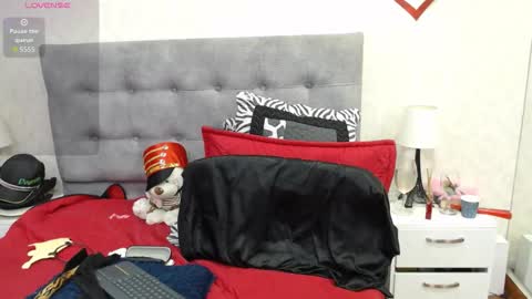 Snapshot of scarlettgreen_ chatting on 7, 1, 2026 Scartt online show from 7, 1, 2026