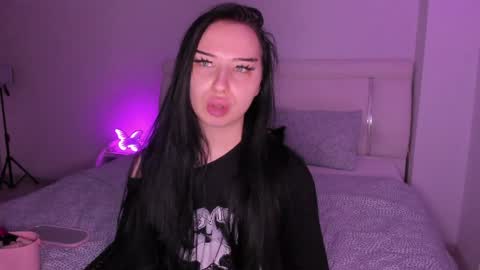 scarlettjakobs online show from 20, 5, 2026