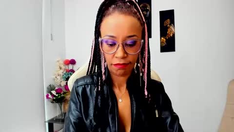 Scarlett online show from 4, 3, 2025