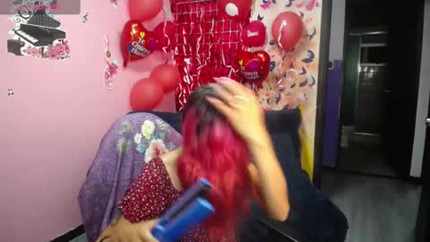 Scarllett online show from 20, 2, 2025