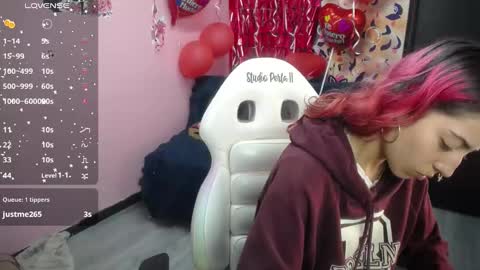 Scarllett online show from 26, 2, 2025