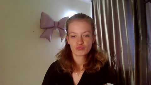 Elsa online show from 21, 7, 2026