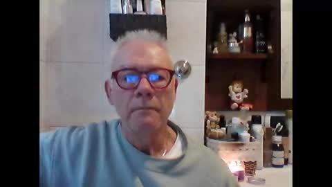 Snapshot of schizzodoro chatting on 9, 11, 2025 schizzodoro online show from 9, 11, 2025
