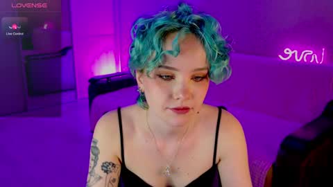 Snapshot of school_love chatting on 16, 2, 2025 Rina online show from 16, 2, 2025