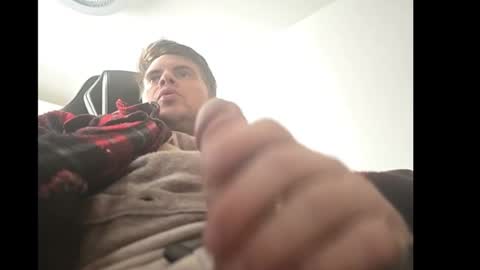 Snapshot of schosch01 chatting on 4, 3, 2025 schosch01 online show from 4, 3, 2025