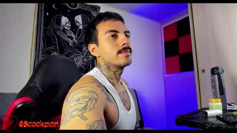 Alejandro help me to reach 200 thumps up online show from 1, 2, 2026