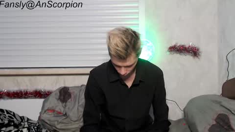 Snapshot of scorpion_250 chatting on 7, 1, 2025 Scorpion 250 online show from 7, 1, 2025