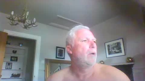 Snapshot of scoti55 chatting on 1, 8, 2026 scoti55 online show from 1, 8, 2026